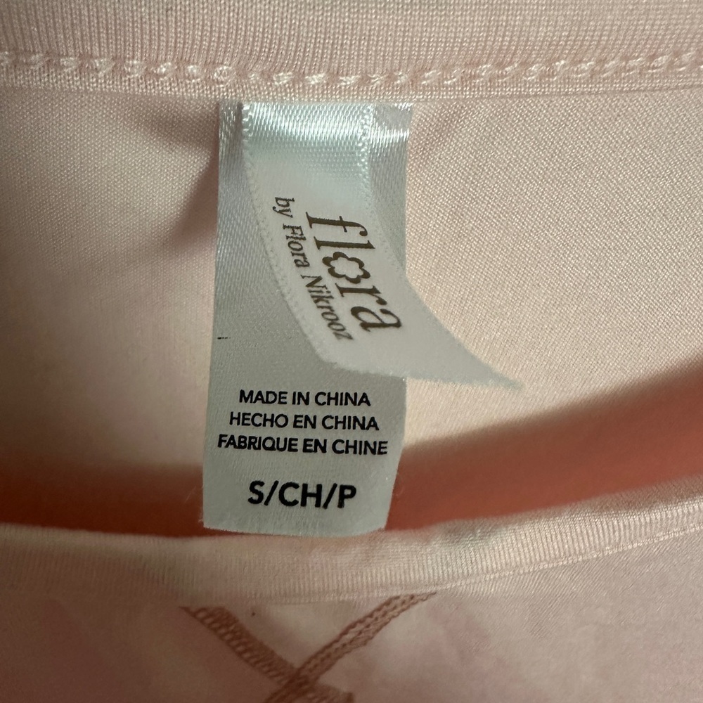 Flora Nikrooz Pink long sleeve top size small - Picture 2 of 3